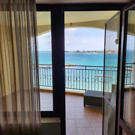 アパート Uchvatny Vyhled Na アヘロイ